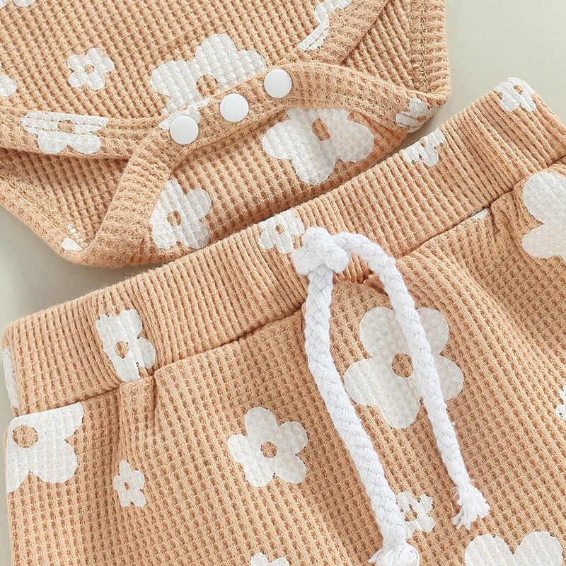 Waffle Daisy Frilly Bloomers Set | Sand