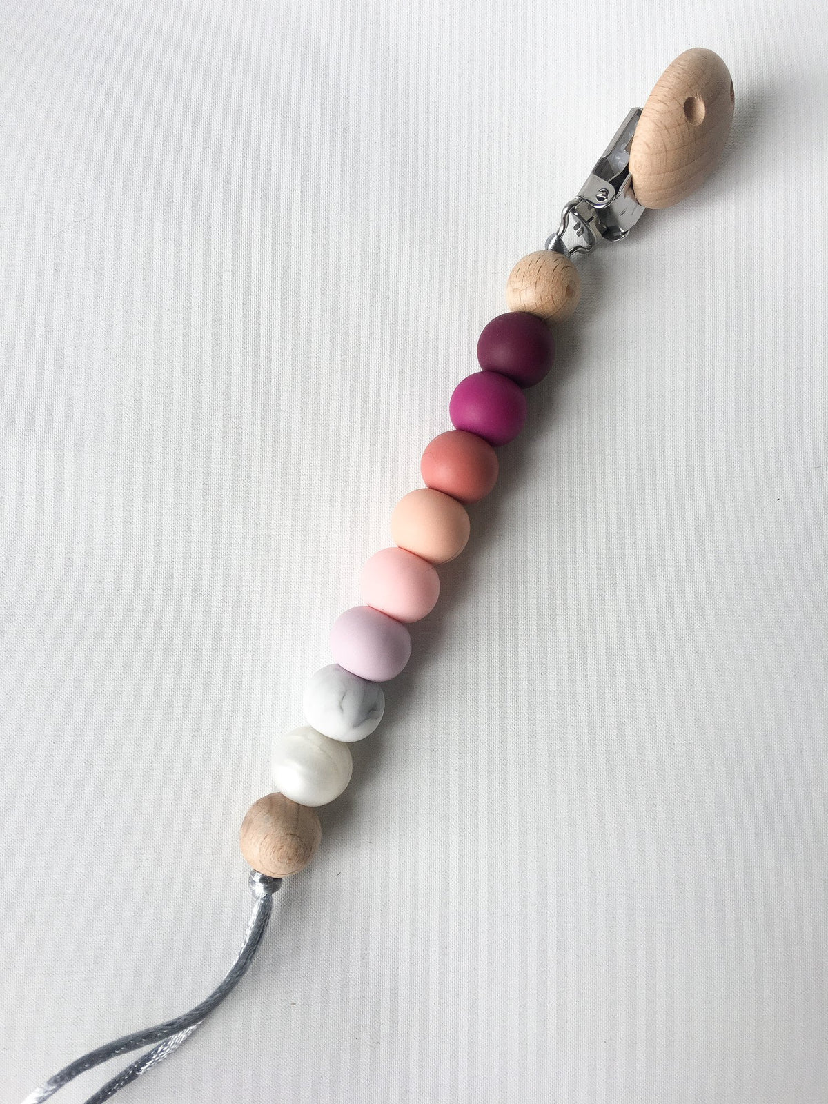 Indera Trading - Rainbow Ombré Dummy Chain